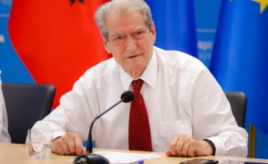 Sali Berisha zgjedh kryetarin e ri të Grupit Parlamentar të PD