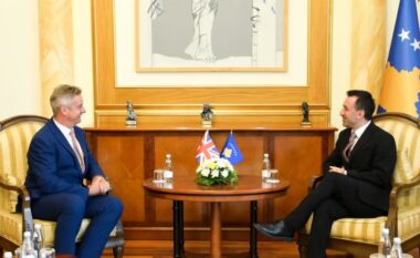 Ambasadorët i shkojnë Dimal Bashës në takim, diskutojnë për çështjen e konstituimit të Kuvendit të Kosovës