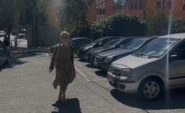 Monika Kryemadhi paraqitet në SPAK, në zbatim të masës “detyrim paraqitje”