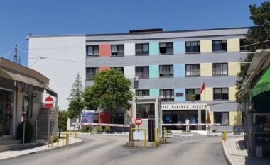 ALARM NË BERAT/ Fëmijët preken nga çrregullime gastro-intensinale, 10-15 shtrime në spital çdo ditë nga vorozat