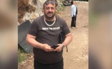 “Vuante nga ishemia dhe diabeti”/ Ndërroi jetë pas 10 ditëve në paraburgim, familjarët e Besnik Koçiut: Të hapen kamerat! U mbajt i izoluar dhe nuk iu dha ndihma e parë