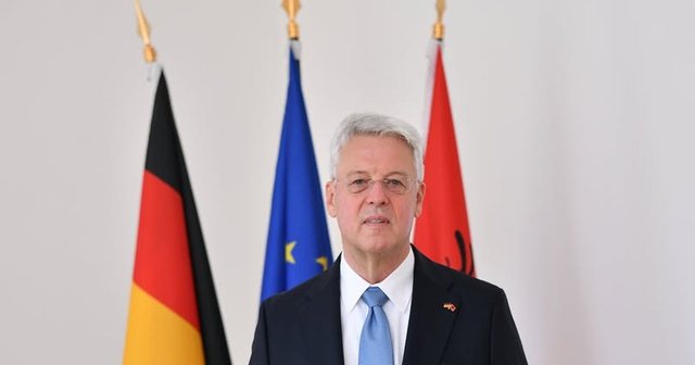 Gara për kreun e SPAK  ambasadori gjerman vlerëson Dumanin  apelon për proces transparent e pa ndikim të jashtëm