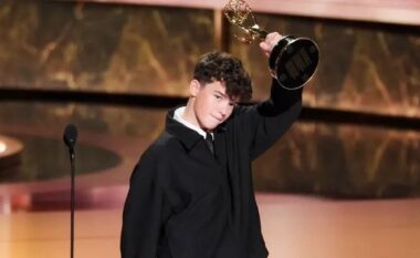 Owen Cooper, surpriza e madhe e çmimeve “Emmy”, si e bëri ‘Adolescence’ një yll ndërkombëtar