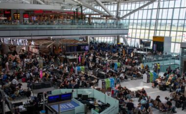 Kaos në aeroportet kryesore europiane, sulmet kibernetike vonojnë dhe anulojnë dhjetëra fluturime