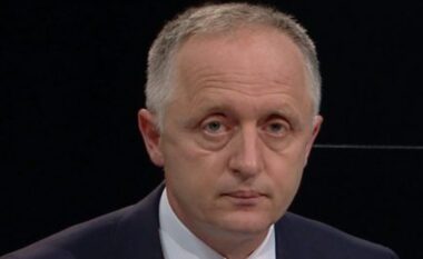 Ironia e Lutfi Dervishit: Opozita duhet ta quaj veten fatlume, “Diellit” s’i ka lindur ende ideja që të krijojë një opozitë virtuale, do t’i lërë pa rroga