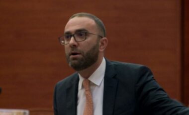 Gazment Bardhi në Konferencën e Kryetarëve: Thërrisni Këshillin e Legjislacionit për shkarkimin e Niko Peleshit