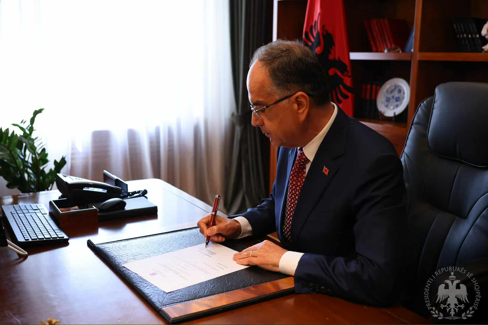 Presidenti Begaj dekreton datën e mbledhjes së parë të Kuvendit, ja kur do të betohen deputetët e rinj