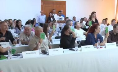 Këshilli Bashkiak i Vlorës zgjedh zëvendësin e Ermal Dredhës, zbulohet emri që do të marrë përsipër detyrën