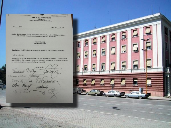 PS depoziton zyrtarisht në Kuvend ndarjen e komisioneve parlamentare (DOKUMENTI)