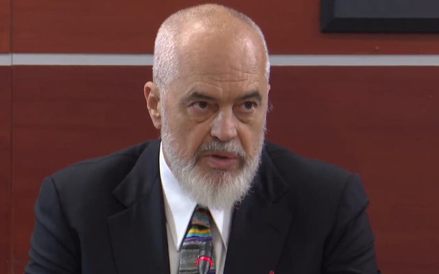 Edi Rama firmos shkarkimin e Erion Veliajt, zv.ministrat që u larguan dhe të rinjtë që u bënë pjesë e kabinetit, çfarë miratoi sot Këshilli i Ministrave