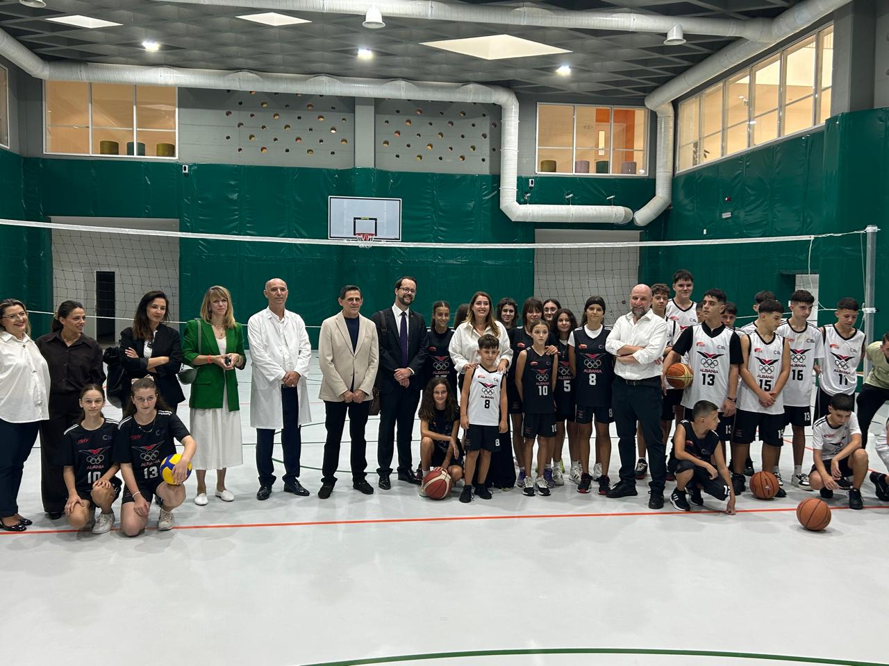 Fillimi i vitit të ri shkollor, Ambasada e Gjermanisë: Hapja e shkollës “Angela Merkel” sinjal i fortë për arsimin dhe qëndrueshmërinë në Shqipëri