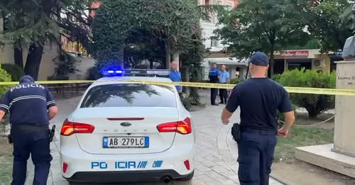 Detaje nga vrasja në Shkodër/ Një i vdekur dy të plagosur, mes tyre një kameriere
