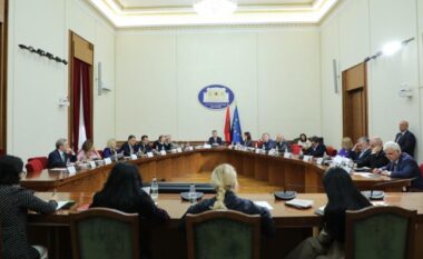 Mblidhet sot Konferenca e Kryetarëve, PD dhe PS me kërkesa për ngritjen e komisioneve të posaçme