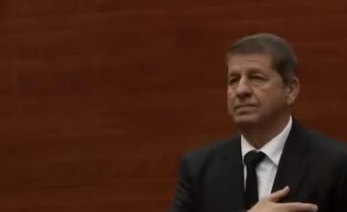 Mori mandatin pas dorëheqjes së Tom Doshit, betohet në Kuvend deputeti Besnik Brahimi