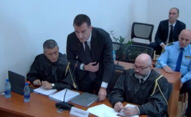 Seanca për shkarkimin/ Erion Veliaj mban fjalën e parë në Kushtetuese, publikohen pamjet e brenda Gjykatës