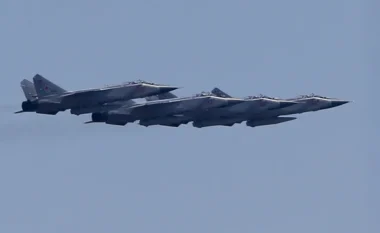 NATO ngre alarmin/ Dy avionë rusë shkelin hapësirën ajrore të Lituanisë