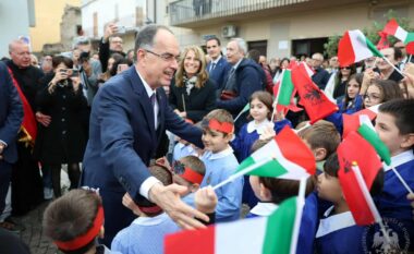 Nga nderimi për Skënderbeun te homazhi për Ibrahim Kodrën/ Presidenti Begaj viziton komunat arbëreshe të Krahinës së Molises në Itali: Është një ndjenjë e veçantë të jem sot këtu