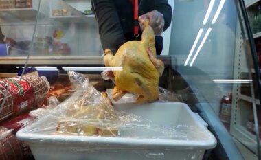 Salmonela ‘pushton’ Shqipërinë, AKU asgjëson tonelata mish e nënprodukte të kontaminuara me salmonelë