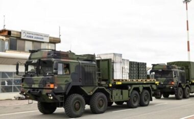 Kosova pranon mijëra dronë kamikazë, Vuçiç kritikon Turqinë