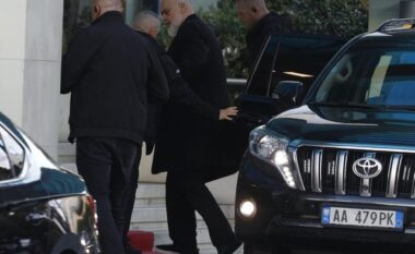 Rama mbledh strukturat e Partisë Socialiste, u ndan ‘porositë’ për zgjedhjet në Tiranë