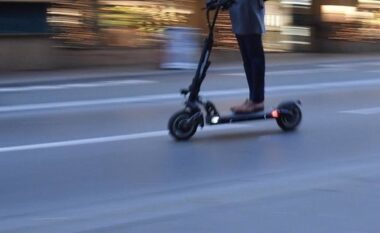 STOP MONOPATINAVE ELEKTRIKE! Kërcënim për sigurinë publike, Koçiu e Proda: Nga e hëna do hiqen nga qarkullimi