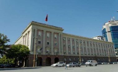 Brenda 30 ditësh interpelancë me ministren Sala për “Onkologjikun”/ Përfundon Konferenca e Kryetarëve, PS kundër krijimit të komisioneve për “McGonigal” dhe 11 majin