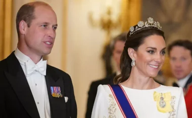 Rikthimi historik i Kate Middleton: kurora e rrallë e Mbretëreshës Nënë