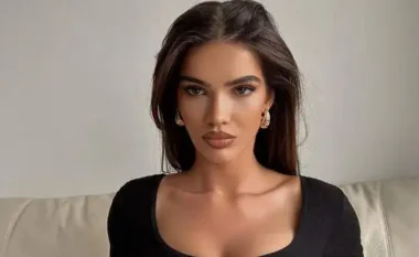 Arbenita Ismajli surprizohet me një buqetë gjigante trëndafilash, kush është personi që ia dërgoi?