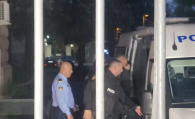 “Forca kryetar, forca!”/ Veliaj niset drejt paraburgimit: Ju dua shumë!…