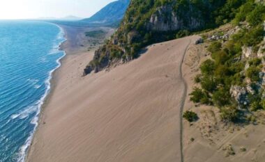 ‘Shfryhet’ dosja e Shëngjinit, hiqet masa e arrestit në shtëpi për Luiza Balën