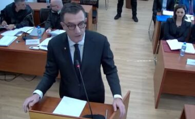 Erion Veliaj sulmon këshilltarët socialistë: Erdhi nga bashkëpunëtorët e mi, jam fyer rëndë, Zoti i faltë se nuk dinë ç’bëjnë… (VIDEO)