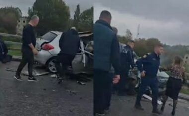 Aksident i rëndë në Durrës/ Makina përfundon në korsinë e kundërt, plagosen 5 persona (VIDEO)