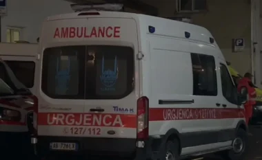 Aksident i rëndë në Vlorë, makina përplas për vdekje 17-vjeçarin (EMRI)