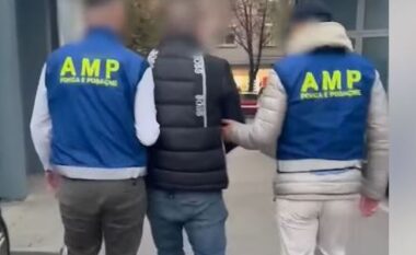 U filmua duke marrë ryshfet, arrestohet inspektori i policisë në Rinas