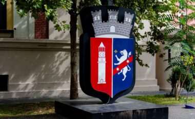 BIRN: Edhe me Veliajn në burg, opozitës i duhet “një mrekulli për Tiranën”