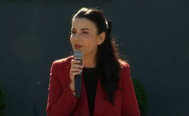 SPAK e pret për t’i komunikuar akuzat, Ministrja e Infrastrukturës Belinda Balluku shfaqet duke prezantuar drejtuesin e ri të DPSHTRR (EMRI)