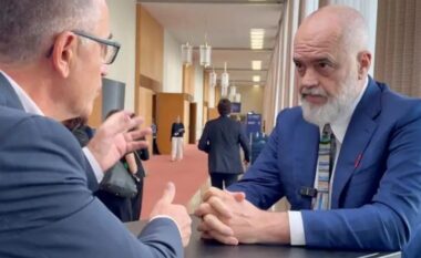 Rama intervistë për DW: Anëtarësimi në BE nuk është në dorën tonë, Kosova të përmbushë në mënyrë uniterale kërkesat e dialogut dhe t’ia lërë topin në derë Serbisë