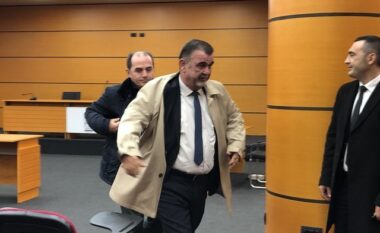 Opozita kërkon shpalljen “Dëshmor i Atdheut” për gjyqtarin e vrarë Astrit Kalaja