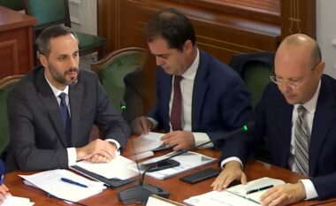 7501-shin e miratoi PD/ Deklarata e Lamallarit shkakton debat te “Komisioni i Ligjeve”, Ivi Kaso përplaset me ministrin e Drejtësisë: Kërko ndjesë publike…