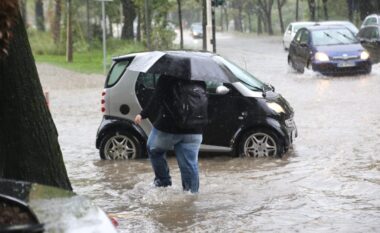 Situata e motit në vendin tonë sjell probleme në qarkun Shkodër/ Uji hyn në disa banesa në Vaun e Dejës