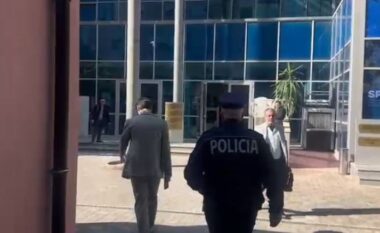 Dosja Veliaj/ Biznesmeni Elman Abule paraqitet në GJKKO
