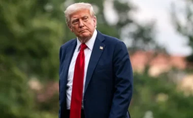 Trump njofton tarifë 100% për çdo import kinez