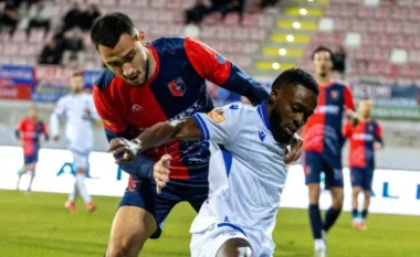 Vllaznia bie në Shkodër, kuqeblutë munden nga Teuta dhe “lëshojnë” kreun