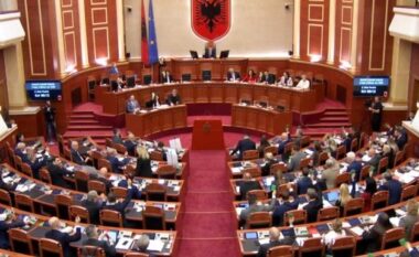 Kalendari i projektbuxhetit 2026 miratohet me votat e mazhorancës, opozita kundër