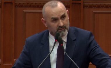 Manja-deputetëve të PD-së: Kur shkoni te njerëzit për të nxjerrë foto në FB, mos shkoni me veshje 5000-6000 euro