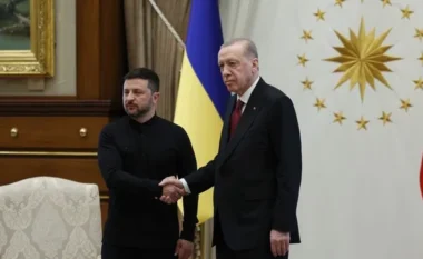 Turqia nxit ringjalljen e bisedimeve të Stambollit për luftën në Ukrainë, Zelensky zhvillon bisedime me Erdoganin