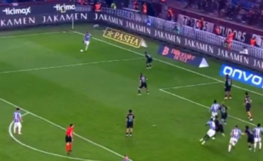 VIDEO/ Ernest Muçi i pandalshëm si raketë, gol spektakolar në superligën Turke