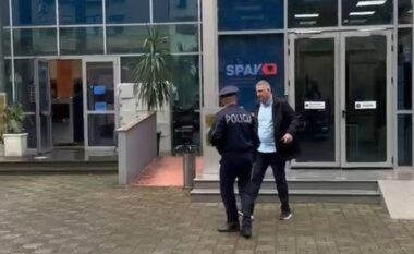 Akuza për ryshfet/ Roven Zeka del nga SPAK, çfarë pritet të ndodhë sot në GJKKO me ish-shefin e Rrugores