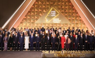 Presidenti Begaj merr pjesë në inaugurimin e Muzeut të Madh të Egjiptit me ftesë të homologut Al Sisi