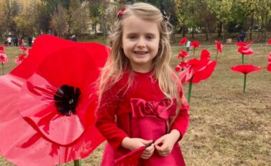 Elia uron 28 Nëntorin me fotografinë e veçantë të Princeshës Geraldinë: Atdheu janë sytë e çiltër të fëmijëve që na bëjnë njerëz më të mirë